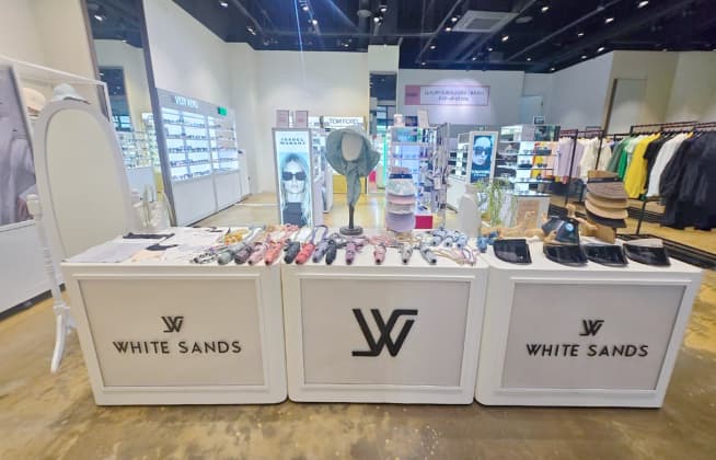 現代プレミアムアウトレットー松島店